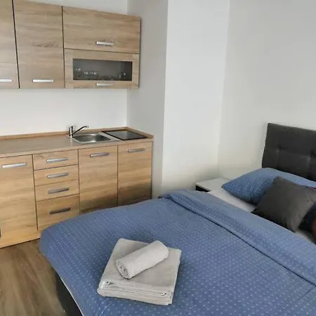Apartment Element Airport