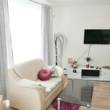 Element Airport Apartment Prague